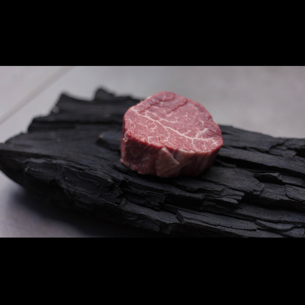 Diamantina Wagyu Eye Fillet Log 1kg - SB 4-5